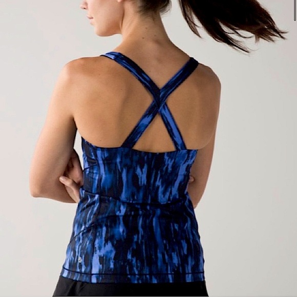 LULULEMON Kanto Catch Me Tank in Color “Painted Animal Sprinkler Black”, Size 4 - Picture 5 of 6